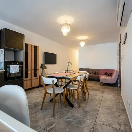 Xemxija Seaview Retreat